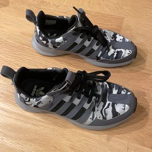 SL LOOP adidas shoes